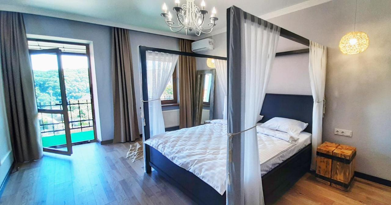 Гетьманські Палати , Старе Місто, 2 Спальні, Балкон-Тераса , 85 М Кв Kamianets Podilskyi Bagian luar foto